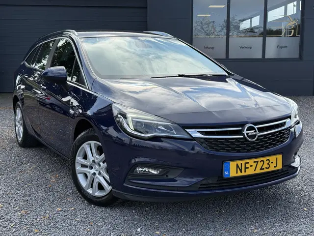Opel Astra 2