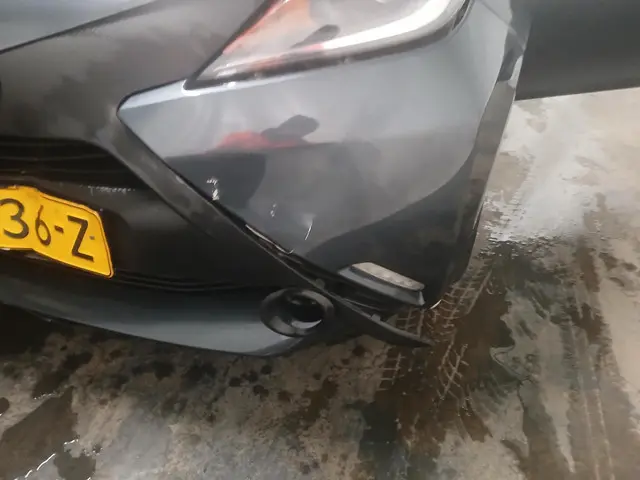 Toyota Aygo 1.0 VVT-i x-now - Frontschade 2017 Benzine 22