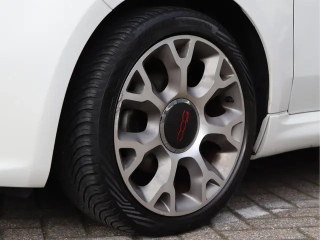 Fiat 500 0.9 TwinAir Sport 2015 Benzine 11