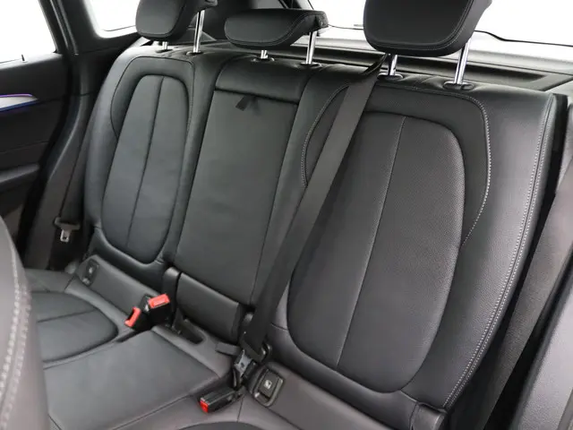 BMW X1 sDrive20i 2020 Benzine 30