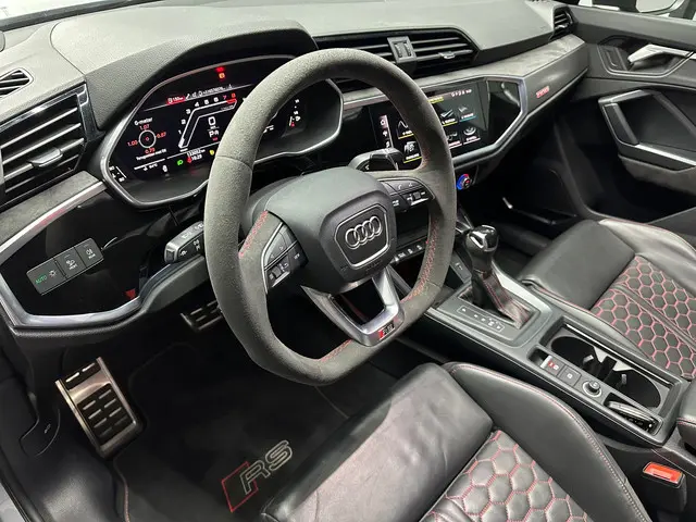Audi RSQ3 2.5 TFSI Quattro 2020 Benzine 6