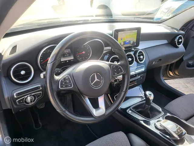 Mercedes-Benz C-Klasse Estate 180 Ambition 2015 Benzine 13