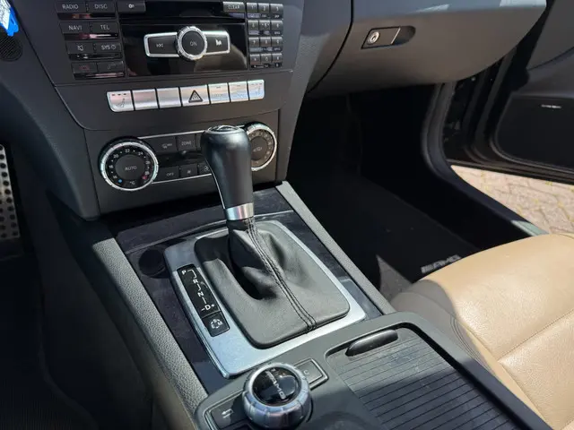 Mercedes-Benz C-Klasse Coupé 180 Edition 1 2012 Benzine 14