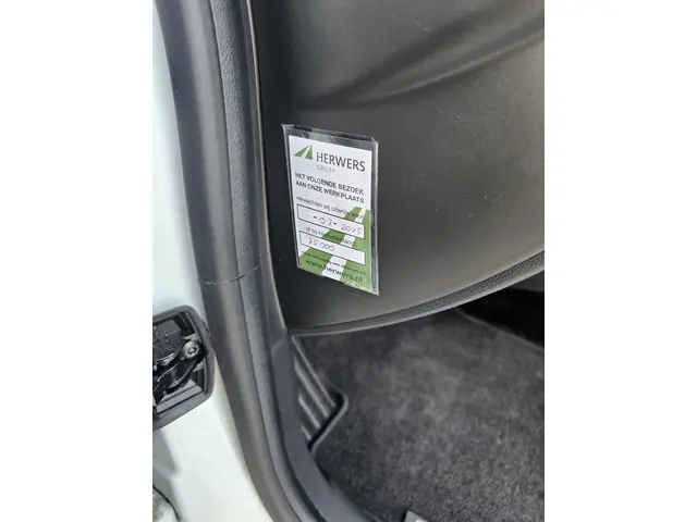 Renault Clio 0.9 TCe Limited 2019 Benzine 10