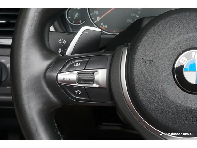 BMW 4 Serie Cabrio 420i 2020 Benzine 18