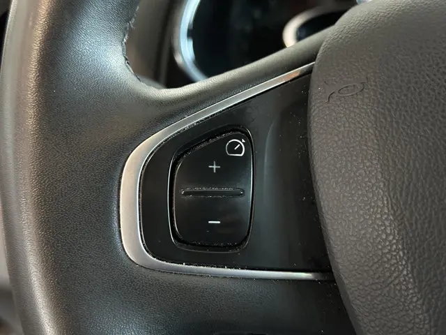 Renault Clio 0.9 TCe Limited 2018 Benzine 20