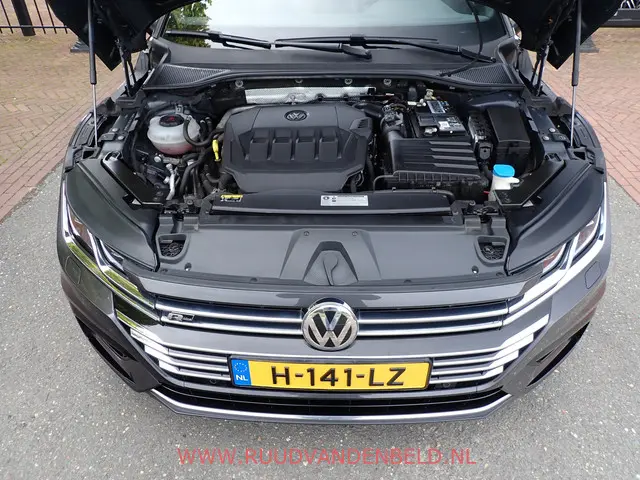 Volkswagen Arteon 2.0TSI R-LINE 2019 Benzine 39