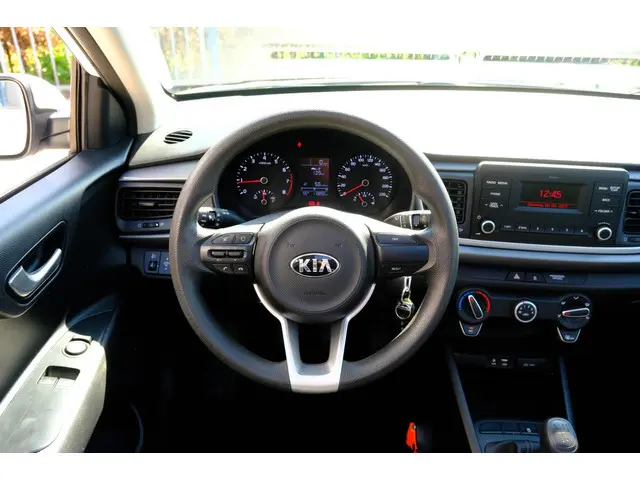 Kia Rio 1.0 TGDI 100PK ComfortLine Airco 2017 Benzine 6