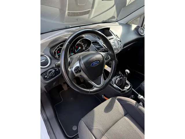 Ford Fiesta 1.0 EcoBoost Titanium 2016 Benzine 26