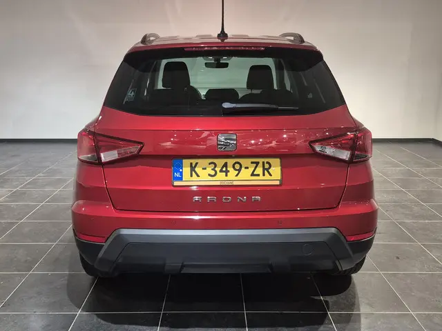 SEAT Arona 1.0 TSI Style Business Intense 2021 Benzine 19