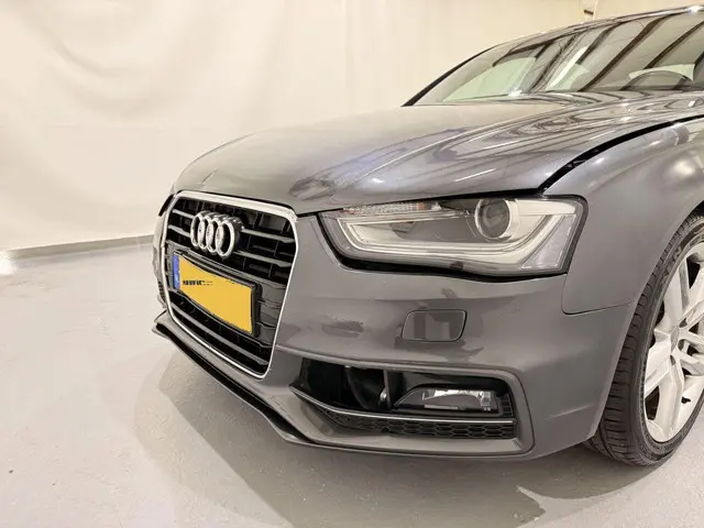 Audi A4 Sedan 1.8 TFSI S Edition Automaat 2015 Benzine 24