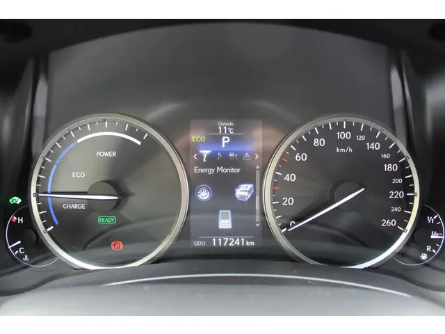 Lexus NX 300h AWD 25th Edition 2015 Hybride Benzine 15