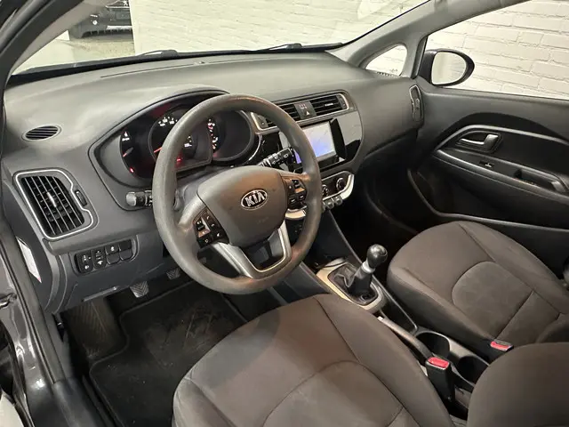 Kia Rio 1.2 CVVT ComfortPlusLine Navigator 2016 Benzine 7