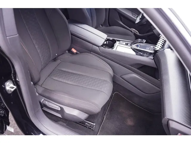 Peugeot 508 SW 1.5 HDI Active Pack 2022 Diesel 47