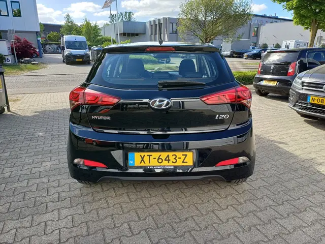 Hyundai i20 1.0 T-GDI 5DEURS/AIRCO/NAP/100PK 2019 Benzine 6