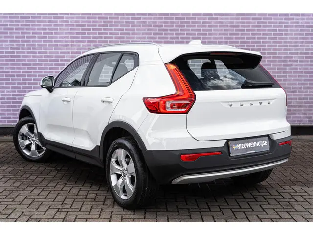 Volvo XC40 1.5 T2 Momentum Business 2021 Benzine 10