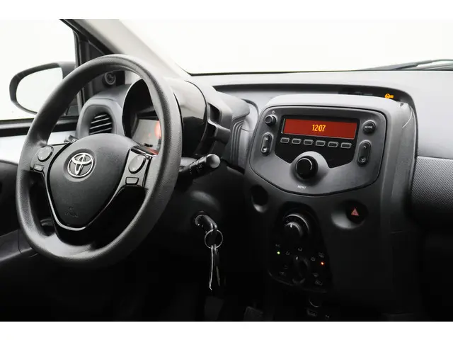 Toyota Aygo 1.0 VVT-i x-fun 2020 Benzine 24