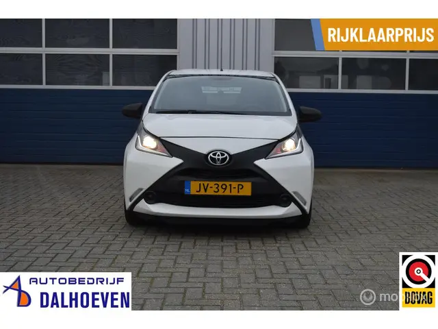 Toyota Aygo 1.0 VVT-i x 2016 Benzine 6