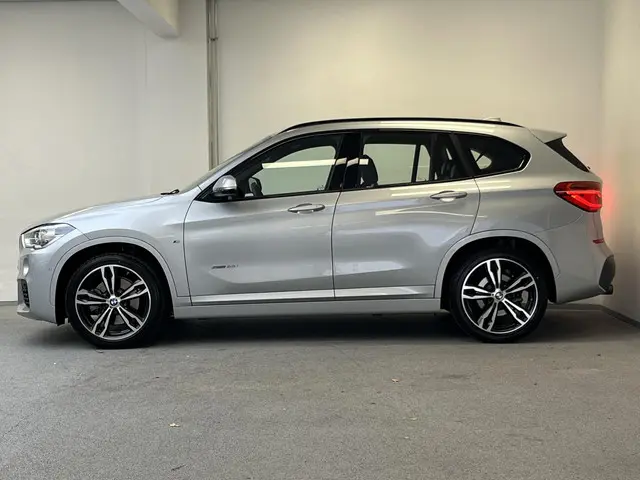 BMW X1 sDrive20i M-sport 2017 Benzine 6
