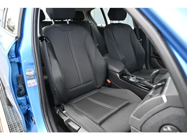 BMW 1 Serie 118i Corporate Lease Executive 2017 Benzine 14