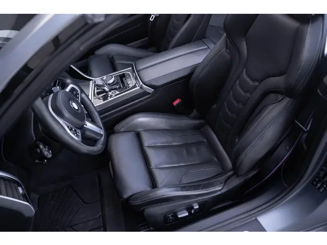 BMW 8 Serie 840d xDrive High Executive 2020 Diesel 40