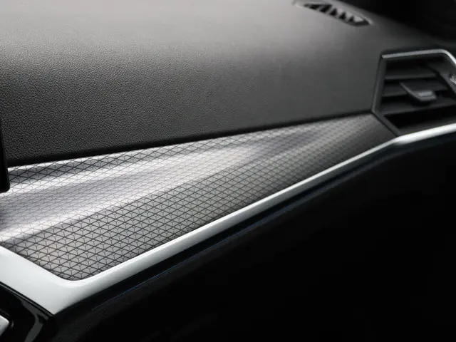 BMW 3 Serie Touring 320e 2023 Hybride Benzine 24