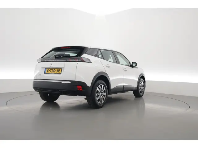 Peugeot 2008 1.2 PureTech Active 2021 Benzine 2