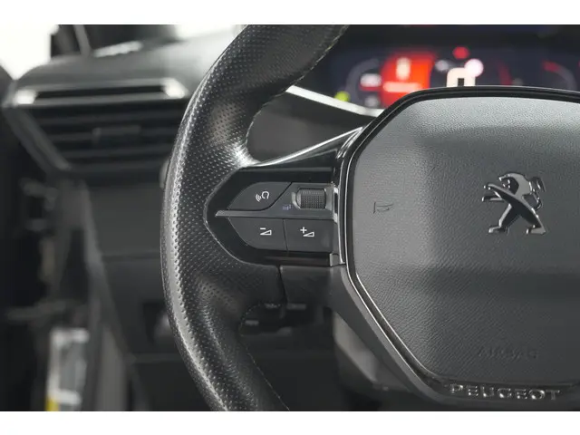 Peugeot 2008 PureTech 130 GT-Line 2020 Benzine 32