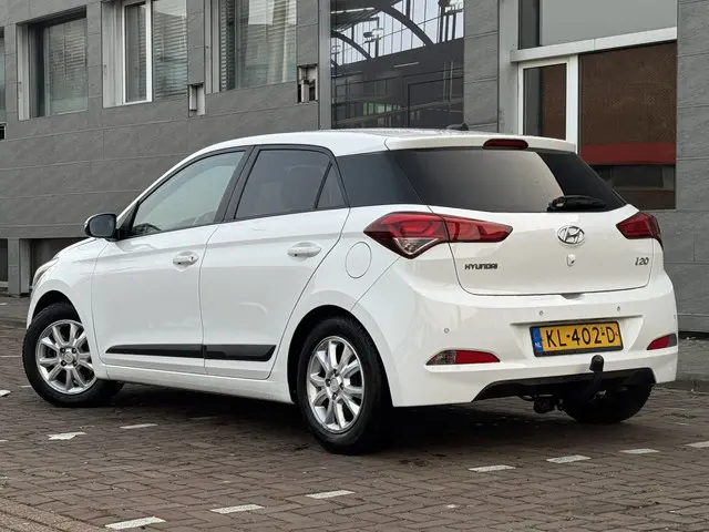 Hyundai i20 1.0 T-GDI Go! 2016 2016 Benzine 4