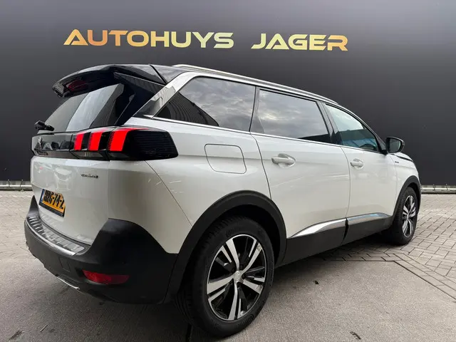 Peugeot 5008 1.6 e-THP GT-Line - 7 personen 2018 Benzine 7