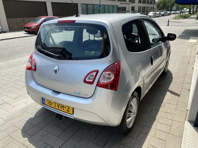 Renault Twingo 1.2 16V Dynamique AUTOMAAT 2012 Benzine 3