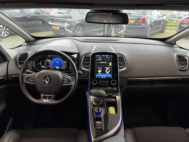 Renault Espace 1.8 TCe Intens 7p. 2018 Benzine 28