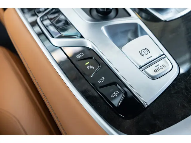 BMW 7 Serie Sedan 745e 2021 Hybride Benzine 32
