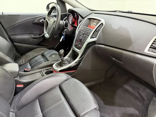 Opel Astra 5-Drs 1.6 CDTi Sport+ Navi/Clima 2015 Diesel 16