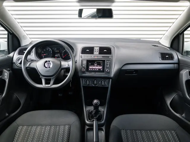 Volkswagen Polo 1.2 TSI Comfortline 2014 Benzine 14
