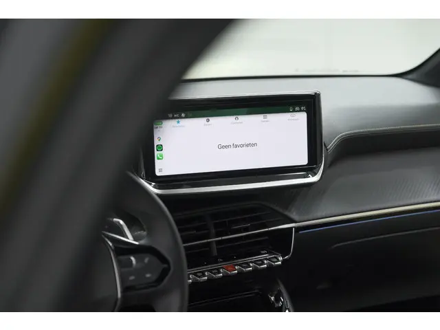 Peugeot 208 Hybrid 136 e-DCS6 GT 2024 Hybride Benzine 58