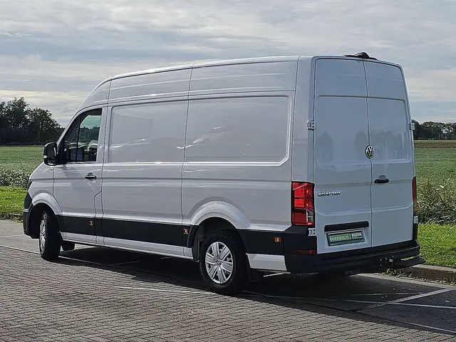 Volkswagen Crafter 35 2.0 2023 Diesel 6