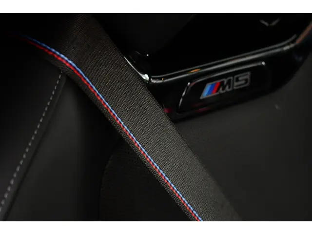 BMW M5 Touring 2025 Hybride Benzine 28