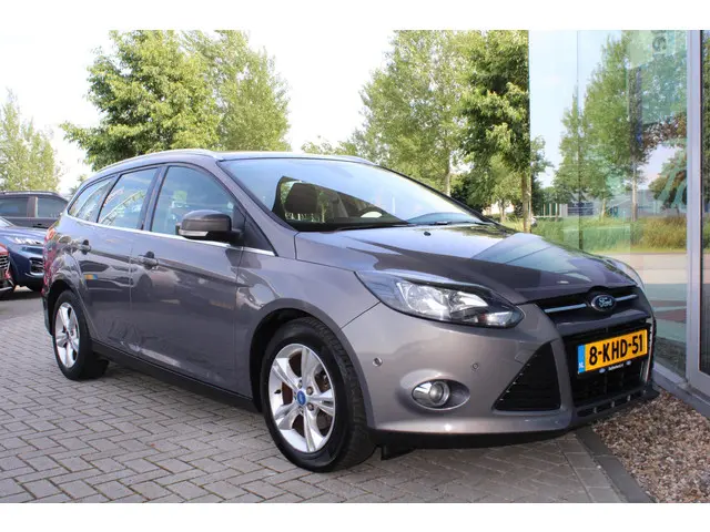 Ford Focus Wagon 1.0 EcoBoost Trend Sport 2012 Benzine 6
