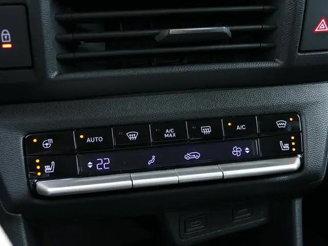 Opel Frontera 1.2 Turbo Hybrid GS 2025 Hybride Benzine 9