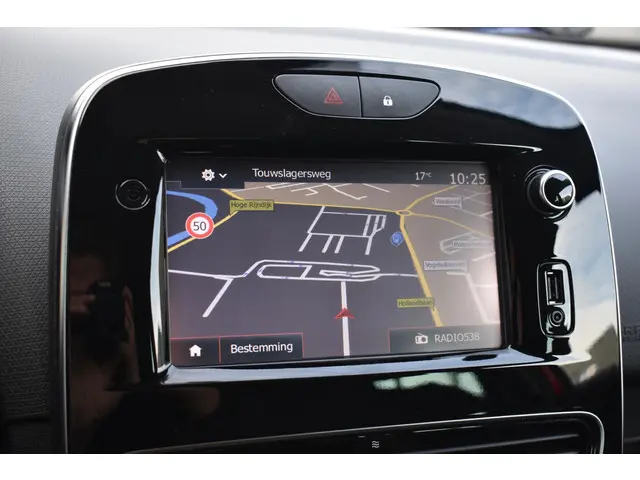 Renault Clio TCe 90 Limited 2018 Benzine 17