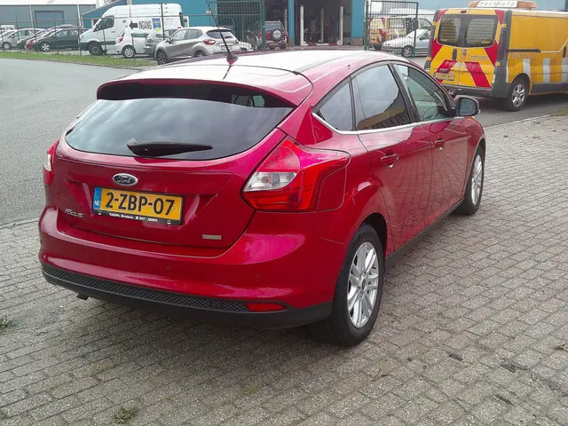 Ford Focus 1.0 EcoBoost Edition Plus 2014 Benzine 3