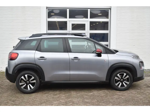 Citroën C3 Aircross PureTech C-Series 2021 Benzine 6