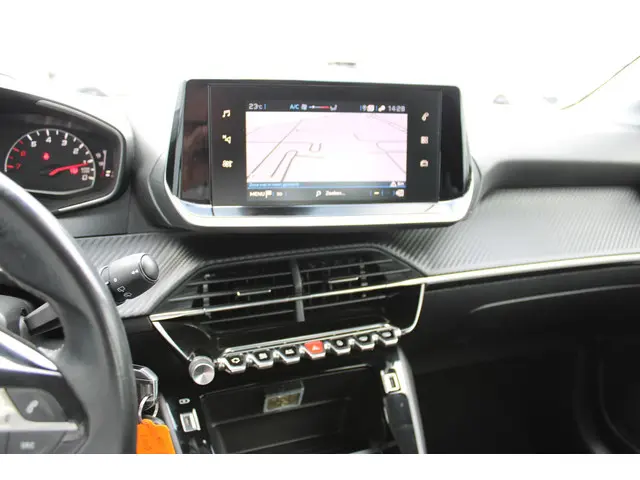 Peugeot 208 1.2 PureTech Active 2020 Benzine 15