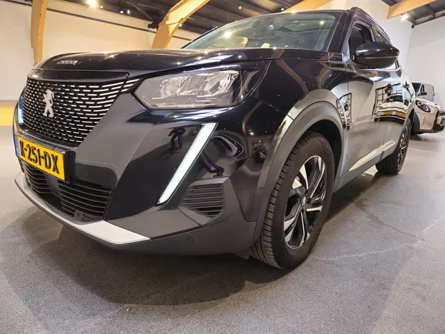 Peugeot 2008 1.2 PureTech Allure 2020 Benzine 9