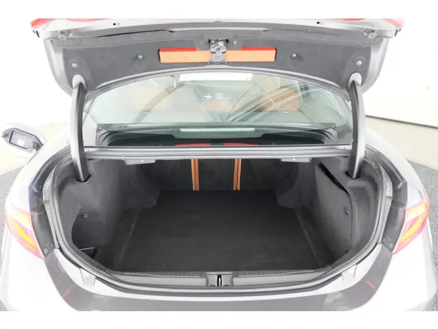 Alfa Romeo Giulia 2.0T Super 2017 Benzine 32