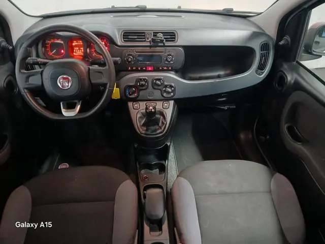 Fiat Panda 0.9 TwinAir Popstar - Schade 2017 Benzine 8
