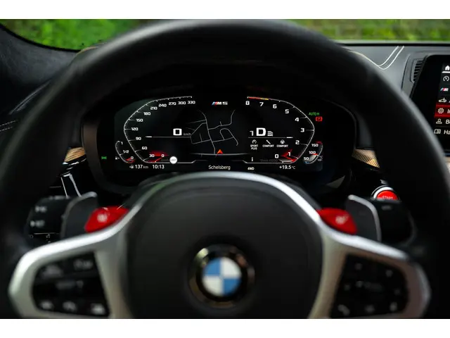 BMW M5 Competition 35 Jahre 2020 Benzine 17