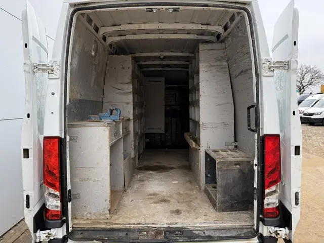 Iveco Daily 35C14 2.3 2017 Diesel 12