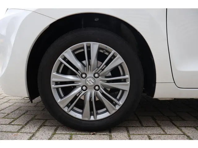 Suzuki Baleno 1.2 Exclusive 2018 Benzine 22